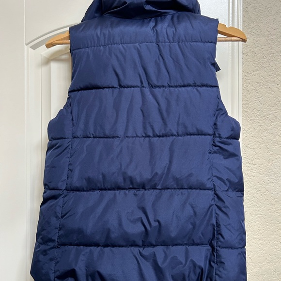 SOLD Old Navy quilted puffer vest - Picture 2 of 4